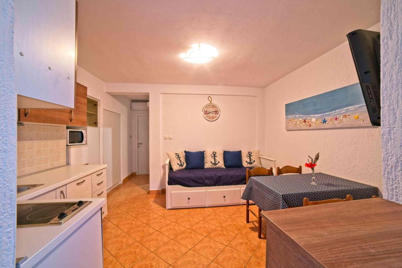 Beach Villa Ema Supetarska Draga Esterno foto