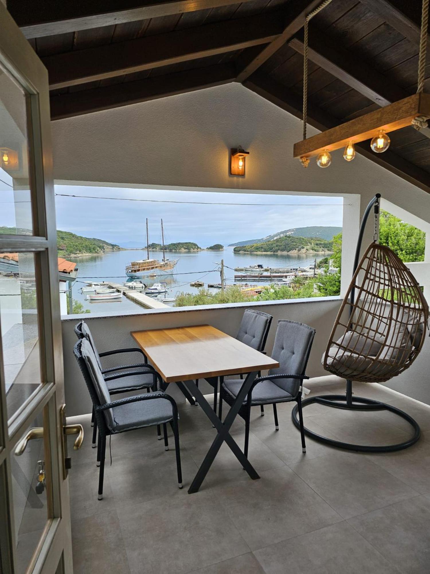 Beach Villa Ema Supetarska Draga Esterno foto