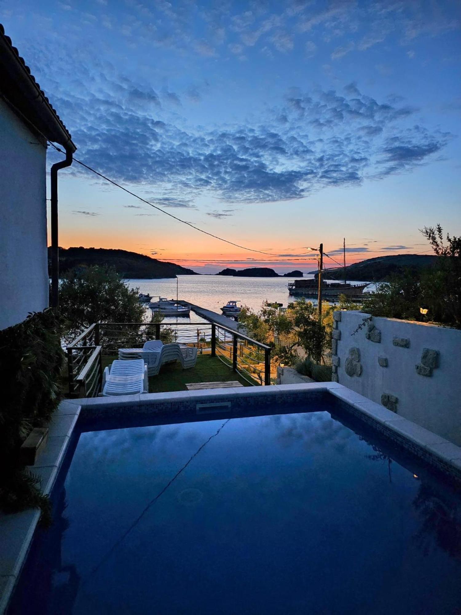 Beach Villa Ema Supetarska Draga Esterno foto